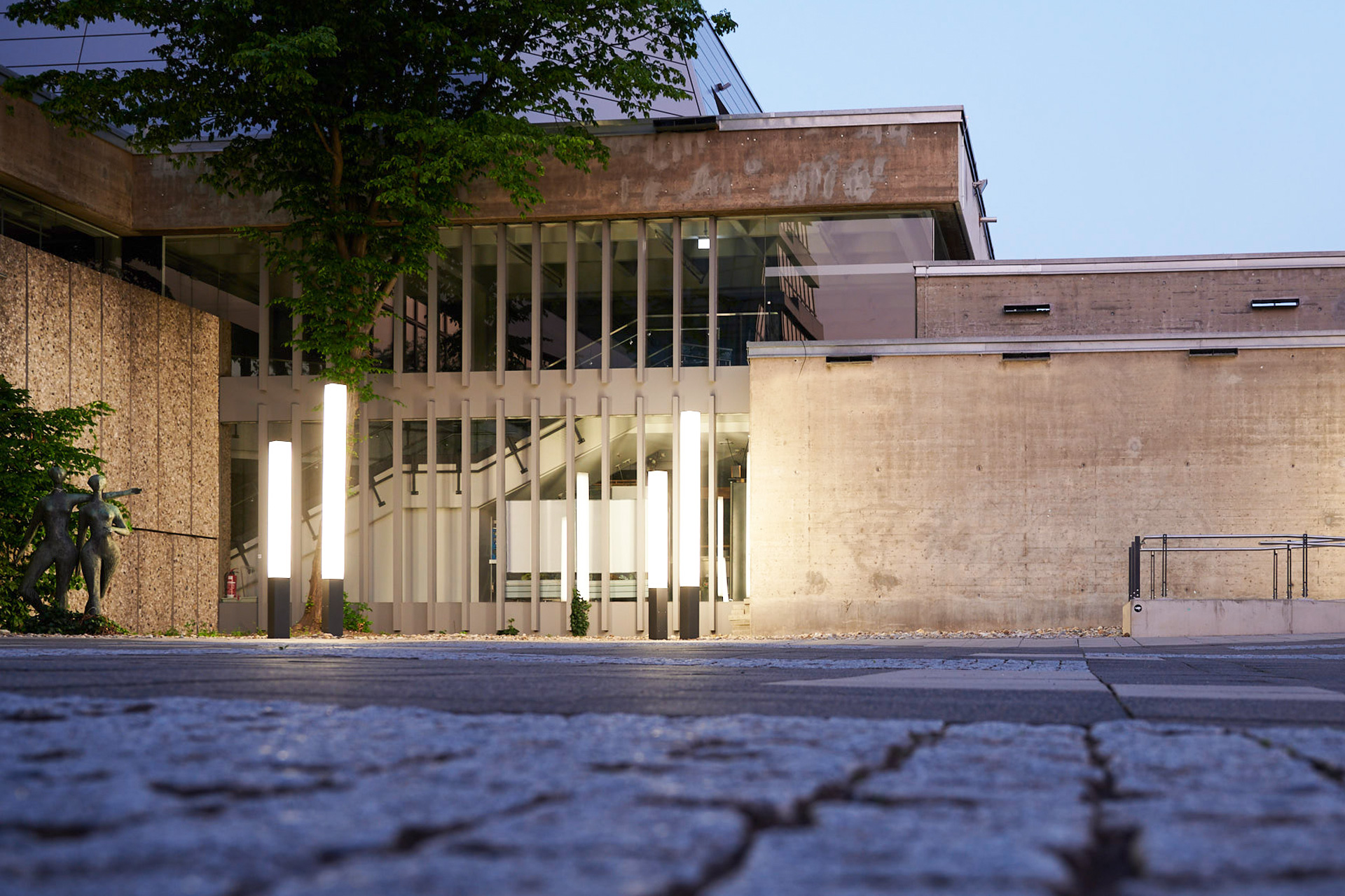 Heinrich-Lades-Halle von Vorn